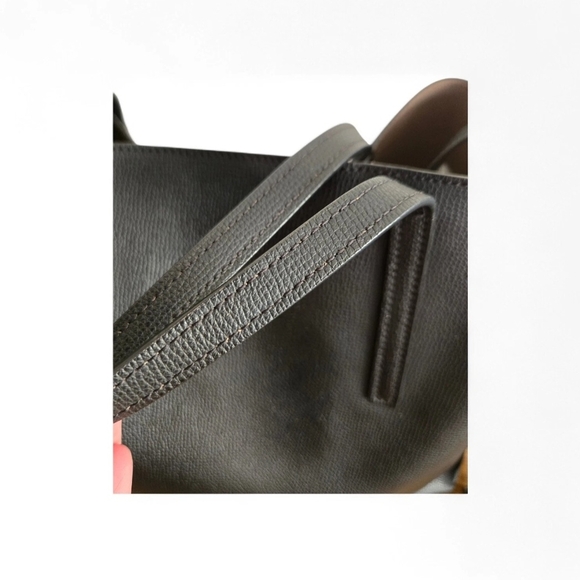 Authentic Fendi Black Leather Tote with Pouch - Picture 5 of 12